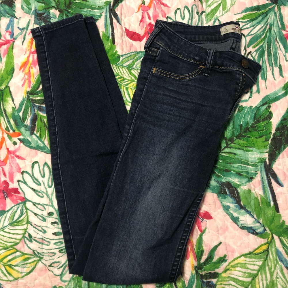 Hollister Dark Wash Jeans